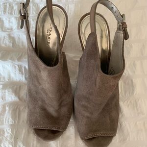 Coach Lenora woman’s suede greyish brown heels size 6.5